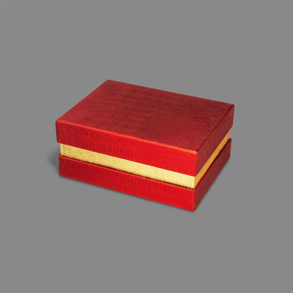 Коробка из кашированного картона