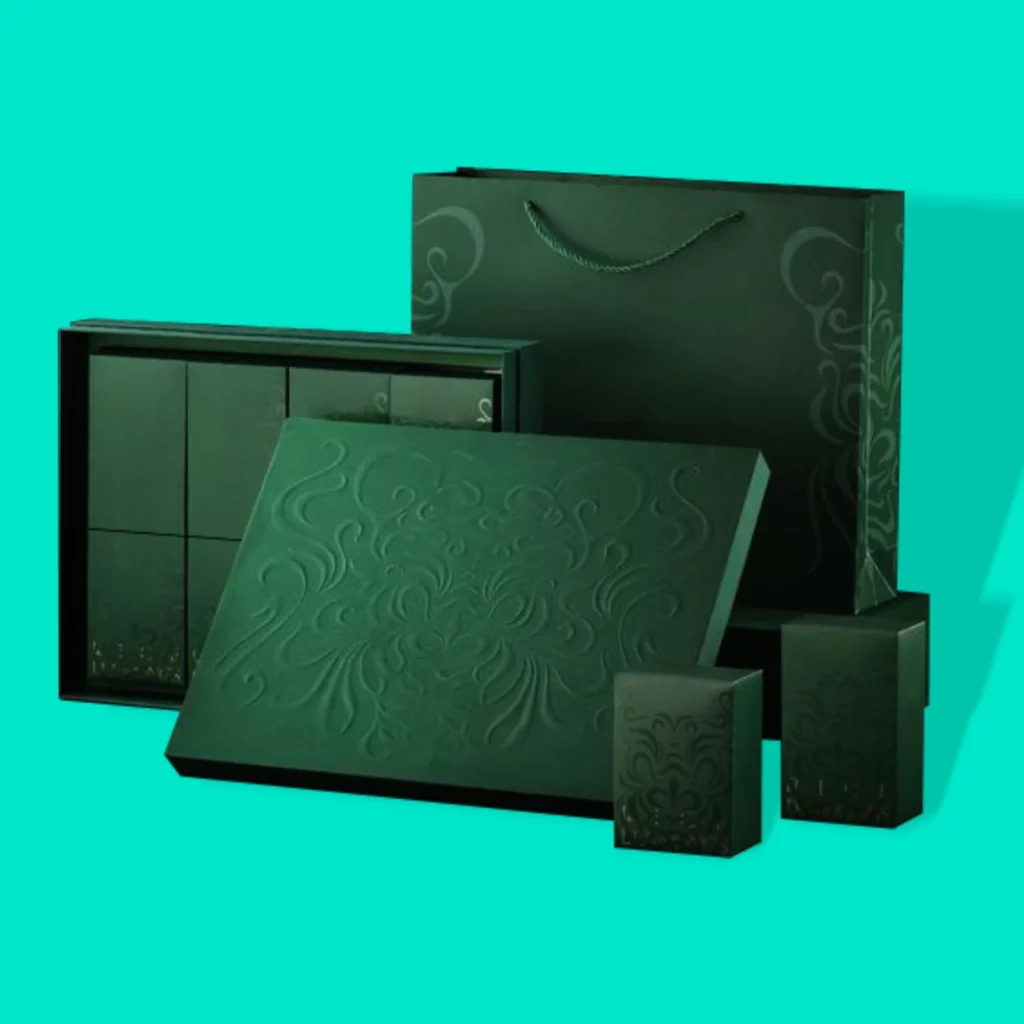 Кашированные коробки на заказ с логотипом