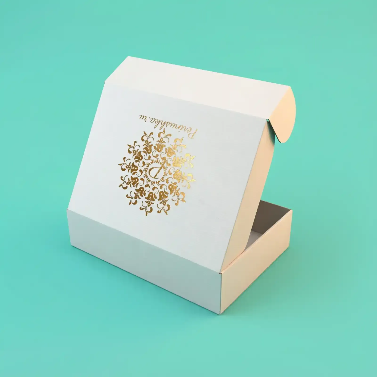 Коробка с ушками